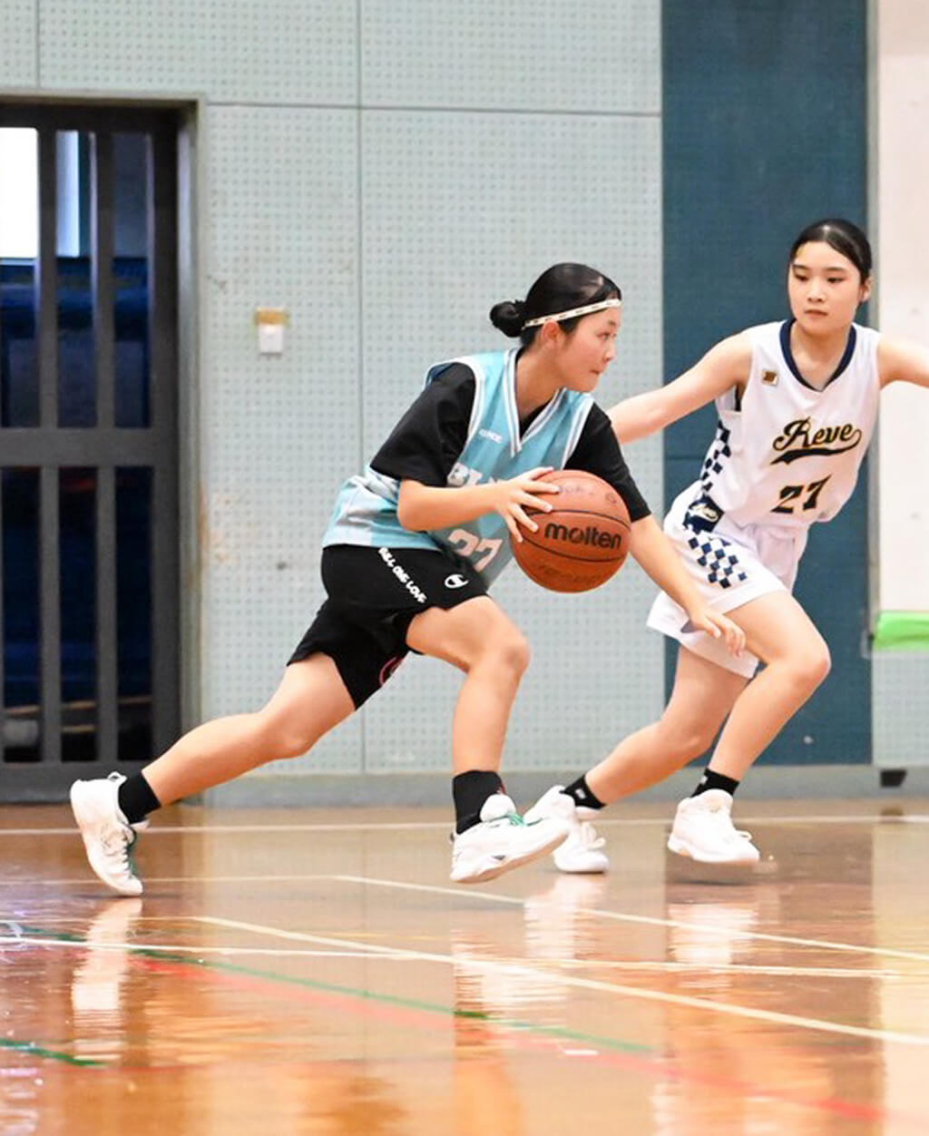 熊本の女子バスケットクラブチームBLOVERのユニフォーム・練習着写真